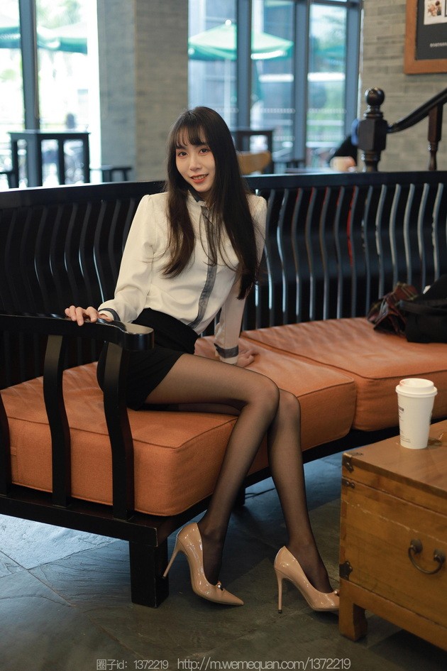 [IESS异思趣向] 2023.02.14 丝享家 1361 团团《美腿下午茶》[93P