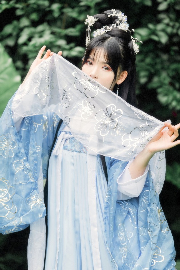 [YITUYU艺图语]2021.09.04 送桃 悠然[25+1P／420MB]